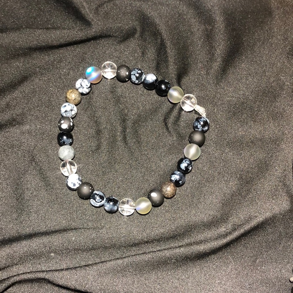 KaySinclair glass bead bracelet black, white , grey , light reflecting beads